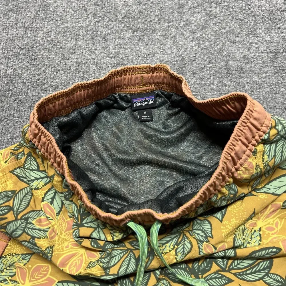 Patagonia Baggies Shorts Boys Medium Yellow Floral Swim Trunks Mesh Lined